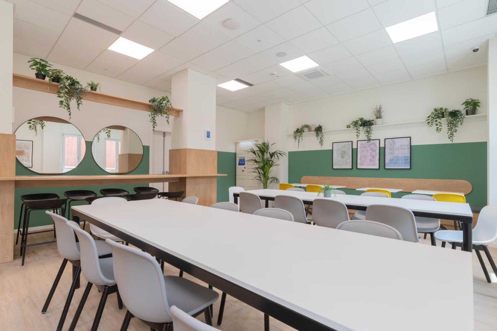 Well-Located Campus Rooms Near City Park Mailand Exterior foto